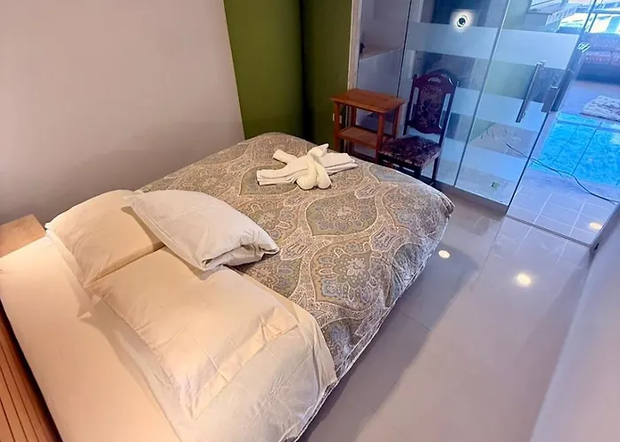 Loft4 Queen Bedroom, Sofa Bed And View